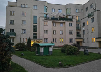 Sprzedam 2 pokoje, garaż, piwnica, loggia 59,5m2 URSUS