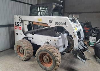 mini ładowarka BOBCAT 220A/duża1T/ i koparka Hitachi3T