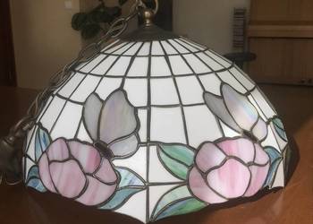 Lampa wisząca Tiffany.