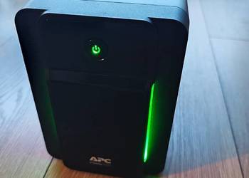 Zasilacz UPS APC 900 VA 480 W