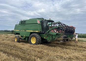 Kombajn zbożowy John deere 2056 Kombajn zbożowy John deere 2056