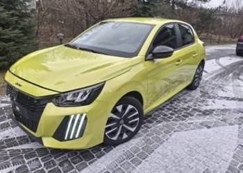 Peugeot 208 prawie nowy