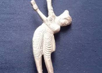 Mosieżny świecznik, Indie, lata 80-e XX w.