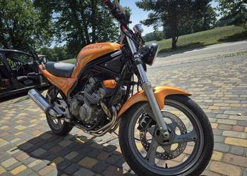Yamaha XJ 600N