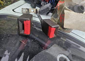 Skoda Favorit sprzączka pasa używana