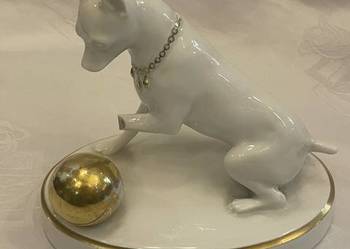Porcelanowa figurka pieska z pozłacaną kulą – LHS Lorenz Hutschenreuther, N