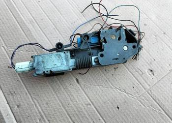 LAND ROVER FREELANDER I 1 ZAMEK TYLNEJ KLAPY