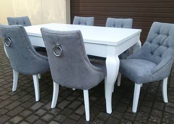 Krzesło z ćwiekami chesterfield z kołatką pikowane tapicerow