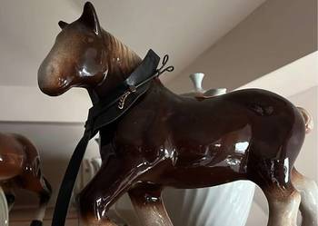 Figurka. Koń porcelanowy- pociągowy.