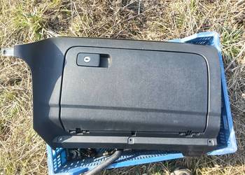 Schowek pasażera golf 6