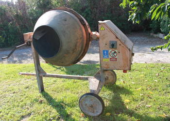 Betoniarka 200L/380V