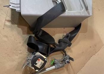 Pas bezpieczeństwa lewy przód 607707500C opel corsa d 3d
