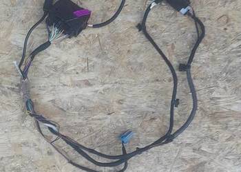 Sprzedam  INSTALACJA TUNELU / WNĘTRZAOPEL ASTRA V K wraz gniazdo USB