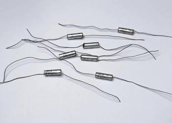 Kondensator 3,3nF 250V KSE Unitra MIFLEX