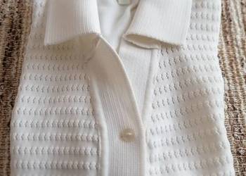 Sweter rozpinany biały z bistoru.Sweterek.