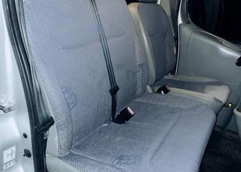 Trafic Vivaro Primastar fotel przedni 2 osobowy zamienię na 1 osobowy