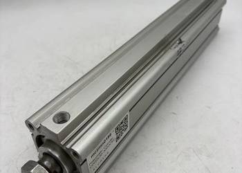 SMC CDQ2L50-300DCMZ Siłownik kompaktowy
