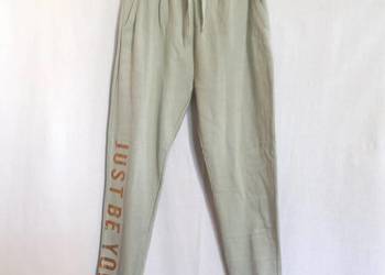 Spodnie dresowe Damskie sportowe r. 40-42 zielone NOWE