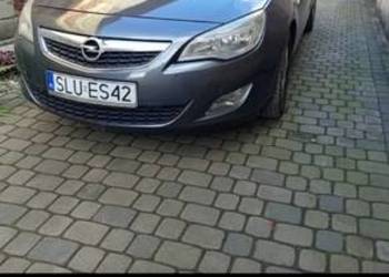 Sprzedam  opla astre j 2011 rok