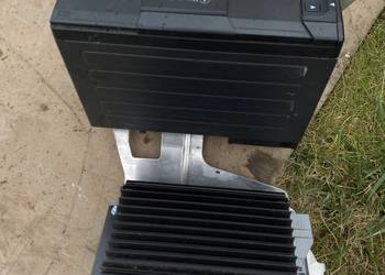 Wzmacniasz Bose i zmieniarka płyt w220