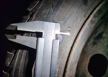 Koła zimowe Ford 185/60/15 Goodyear ultragrip 9