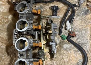 Listwa Wtryski Wtryskowa Przepustnice Mikuni Yamaha FZ6 S1 2006-2009
