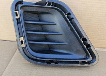 TOYOTA VERSO S KRATKA PRAWA ZDERZAKA PRZÓD 81481-52250