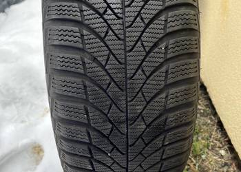 Opony zimowe + felgi stalowe 16”