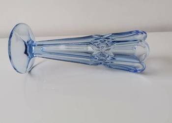 Stary nieużywany, niebieski wazon 2308 szkło Art Deco