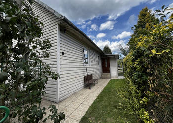 Inwestycyjna działka z budynkiem do remontu