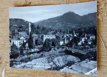 MERANO - WIDOK NA MIASTO, KOŚCIOŁY I OTACZAJĄCE GÓRY