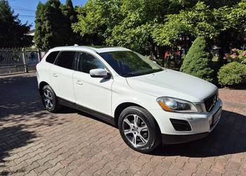 Volvo XC60 2.0D 163 KM • Manual • Panorama • Skóra • 2 komplety kół