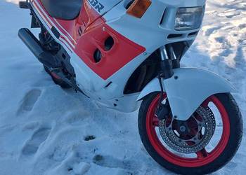 Honda CBR 1000f sc21