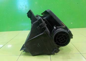 BMW X3 E83 3.0 B AUT 04r 5D obudowa filtra powietrza