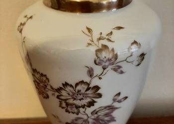 Piękny porcelanowy wazon sygnowany  - niemiecki .