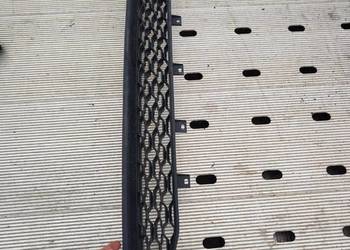 Grill zderzaka RAM 1500 68274571AA