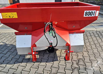 800 litrów Rozsiewacz do nawozów Strumyk TYTAN Transport