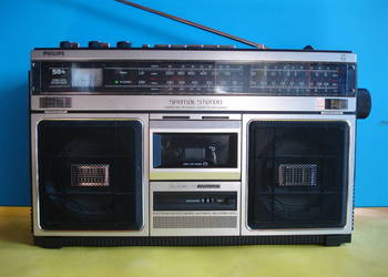 Radiomagnetofon PHILIPS 584