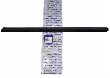 VOLVO XC60 II listwa zgarniajaca drzwi lewa przod