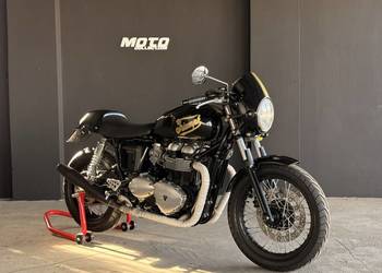 Super TRIUMPH THRUXTON 900 Black Cafe Racer Limited Dodatki REMUS !
