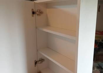 Nową szafka łazienkowa