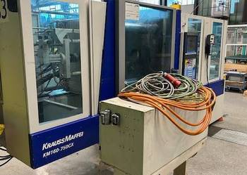 Wtryskarka Krauss Maffei KM 160-750 CX z robotem - mkvplast.pl