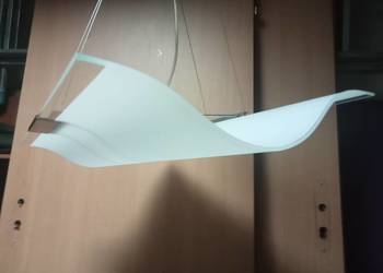 Lampa wisząca szklana.