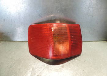 LAMPA TYLNA LEWA AUDI 80 B4 KOMBI