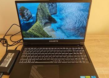 Sprzedam laptop gamingowy 17" | Intel i5-12500H | RTX 4060 | 32 GB RAM | 2x