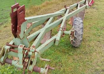 Pług pięcioskibowy