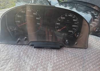 Licznik Audi 80 B4 V6 UN4