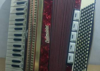 Akordeon Weltmeister 120 basowy.4 chóry.