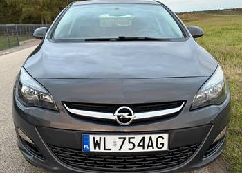 Opel Astra J 2013 - dobry silik 1.4 MPI moc 101 KM - niski przebieg