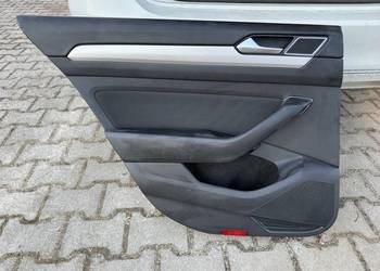 VW Passat B8 – zamek, boczek, podnośnik szyby”.